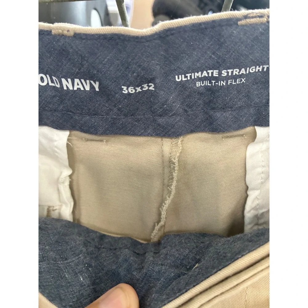 Old Navy Mens Ultimate Straight Built-In Flex Khaki Chino Pants Tan 36x32